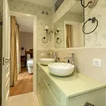 Wide With Beautiful Kitchen 2bd 3bth -arenal * Sevilla