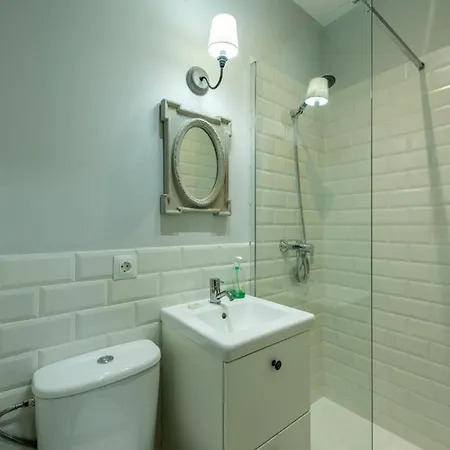 Wide With Beautiful Kitchen 2bd 3bth -arenal Apartmán